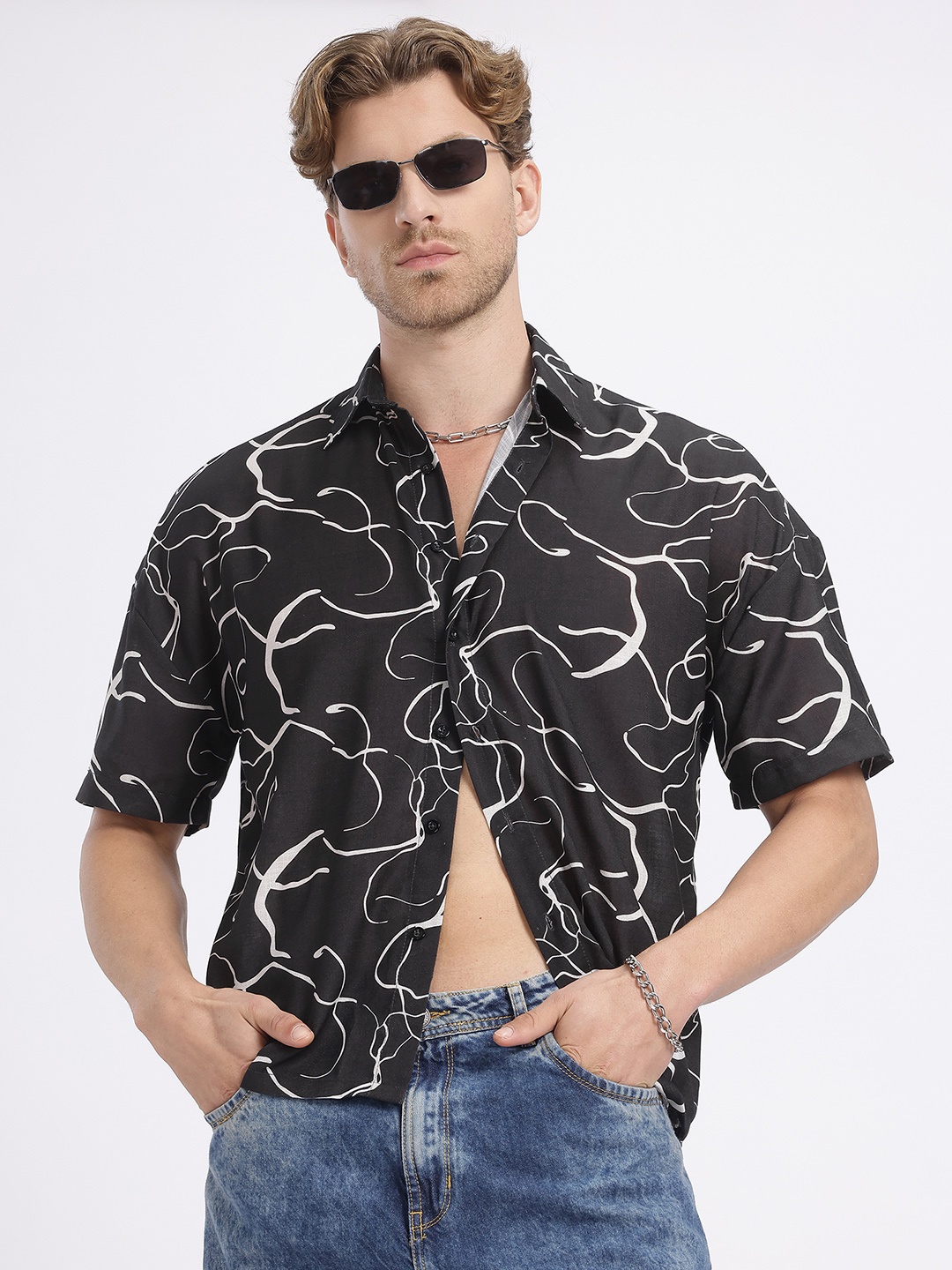 

glitchez Onyx Blaze Printed Relaxed Shirt, Black