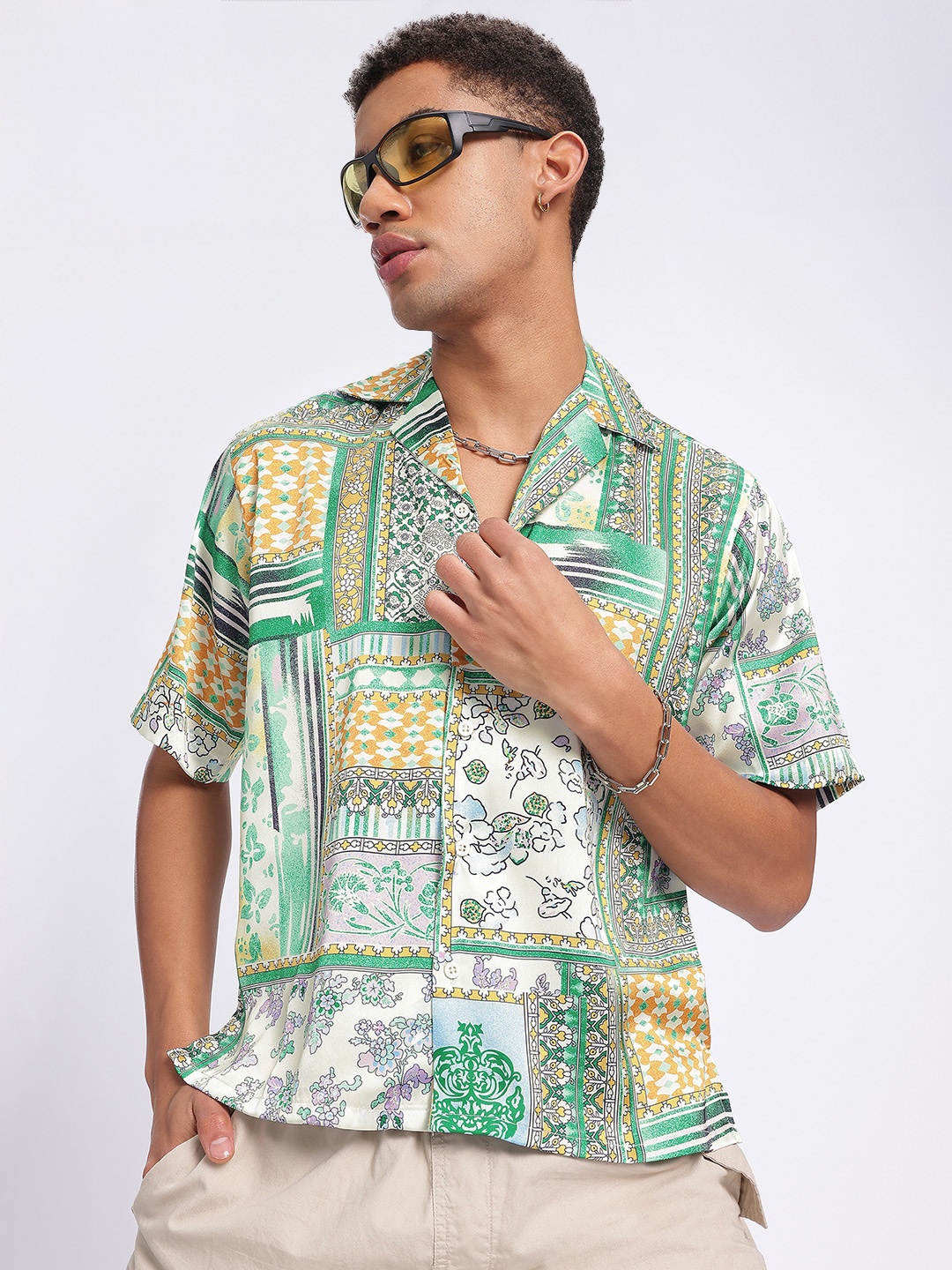 

glitchez Floral Craze Geometric Printed Casual Shirt, Green