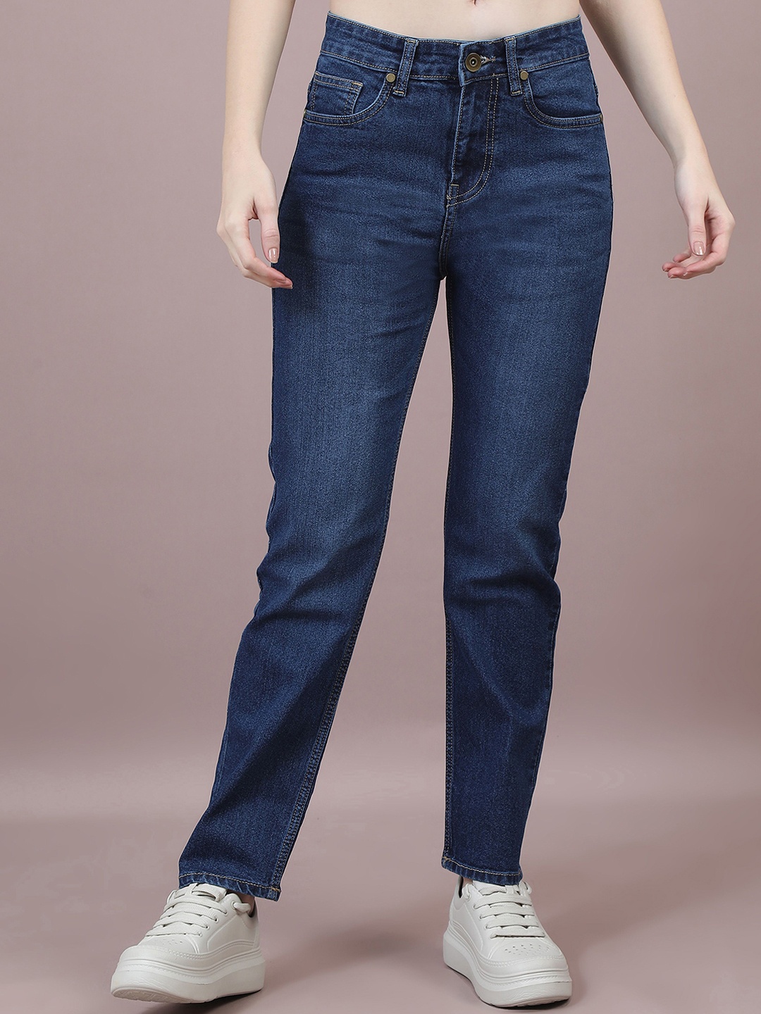 

The Roadster Lifestyle Co Women Comfort Straight Fit Stretchable Jeans, Blue