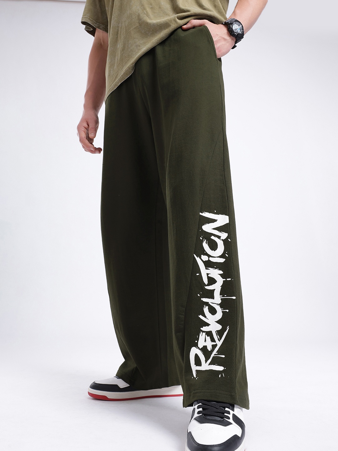 

glitchez Men Daily Dash Printed Wide Leg Track Pants, Olive