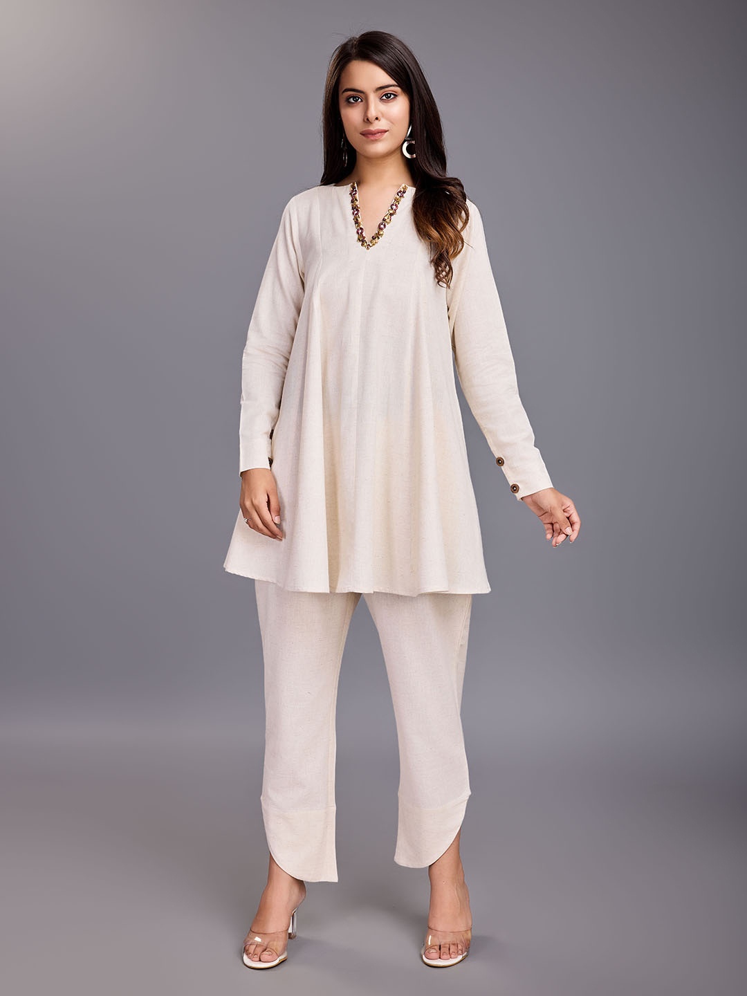 

Komarri U V-Neck Embellished Cotton Tunic With Trouser, Beige