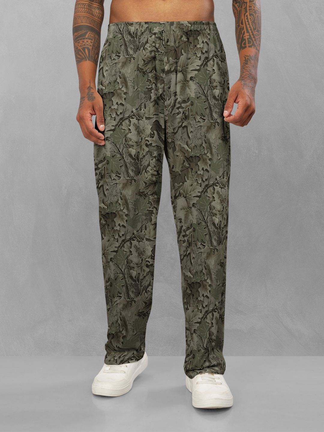 

BULLMER Men Printed Mid Rise Track Pants, Olive