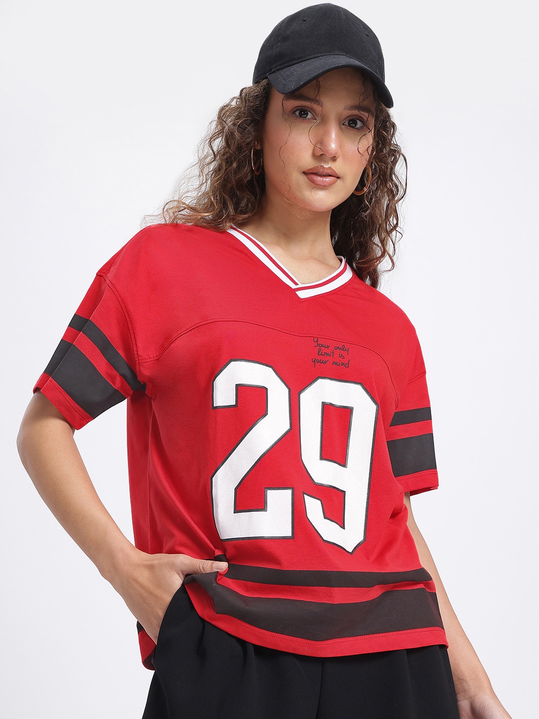 

glitchez Athlete Flex V-Neck Drop-Shoulder Sleeves T-shirt, Red
