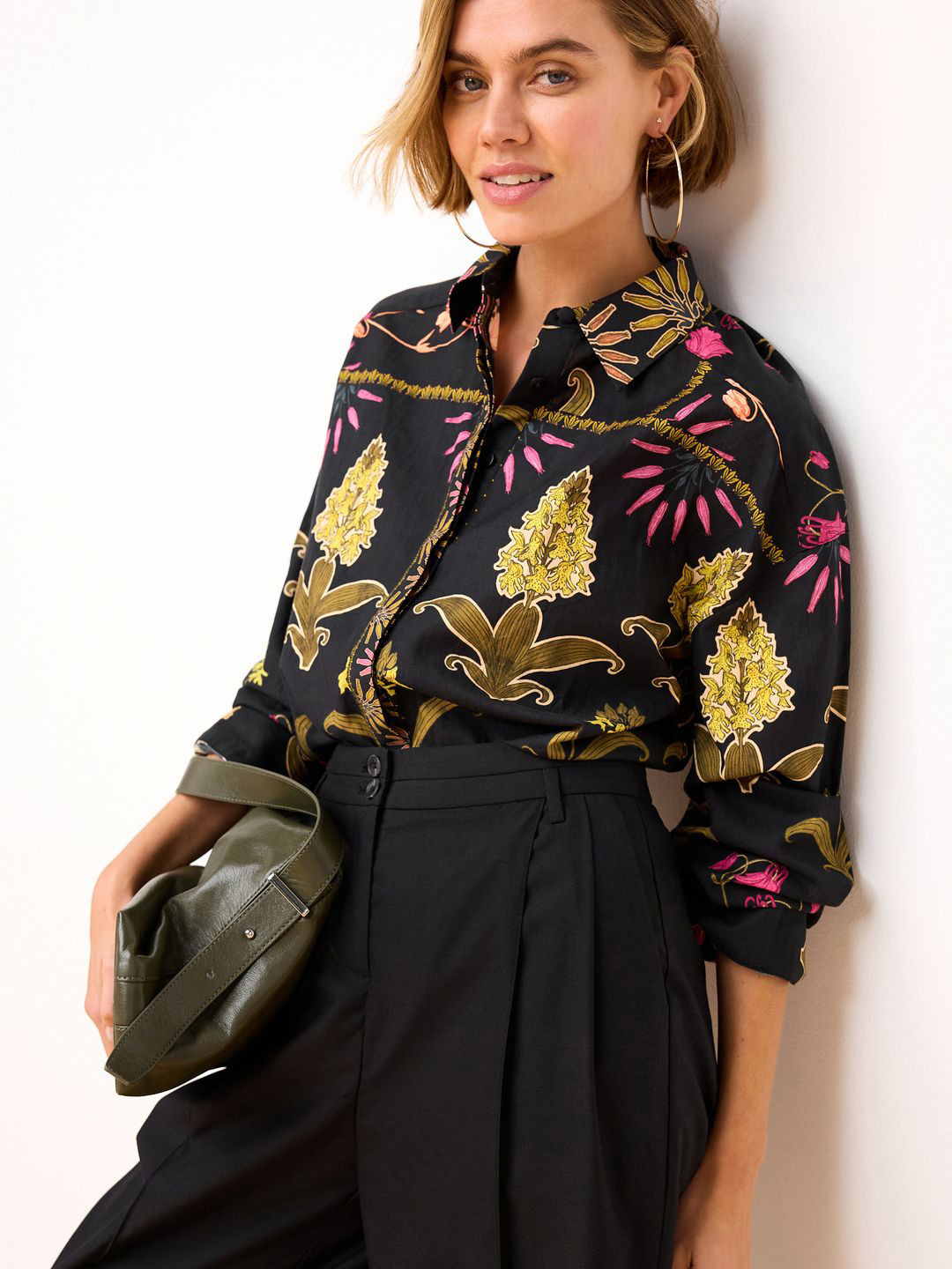 

NEXT Floral Printed Drop-Shoulder Sleeves Relaxed Fit Longline Casual Shirt, Black