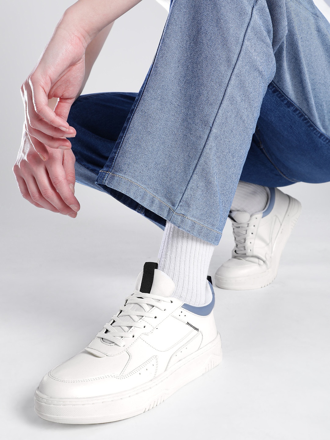 

The Roadster Life Co. Women Everyday Sneakers, White