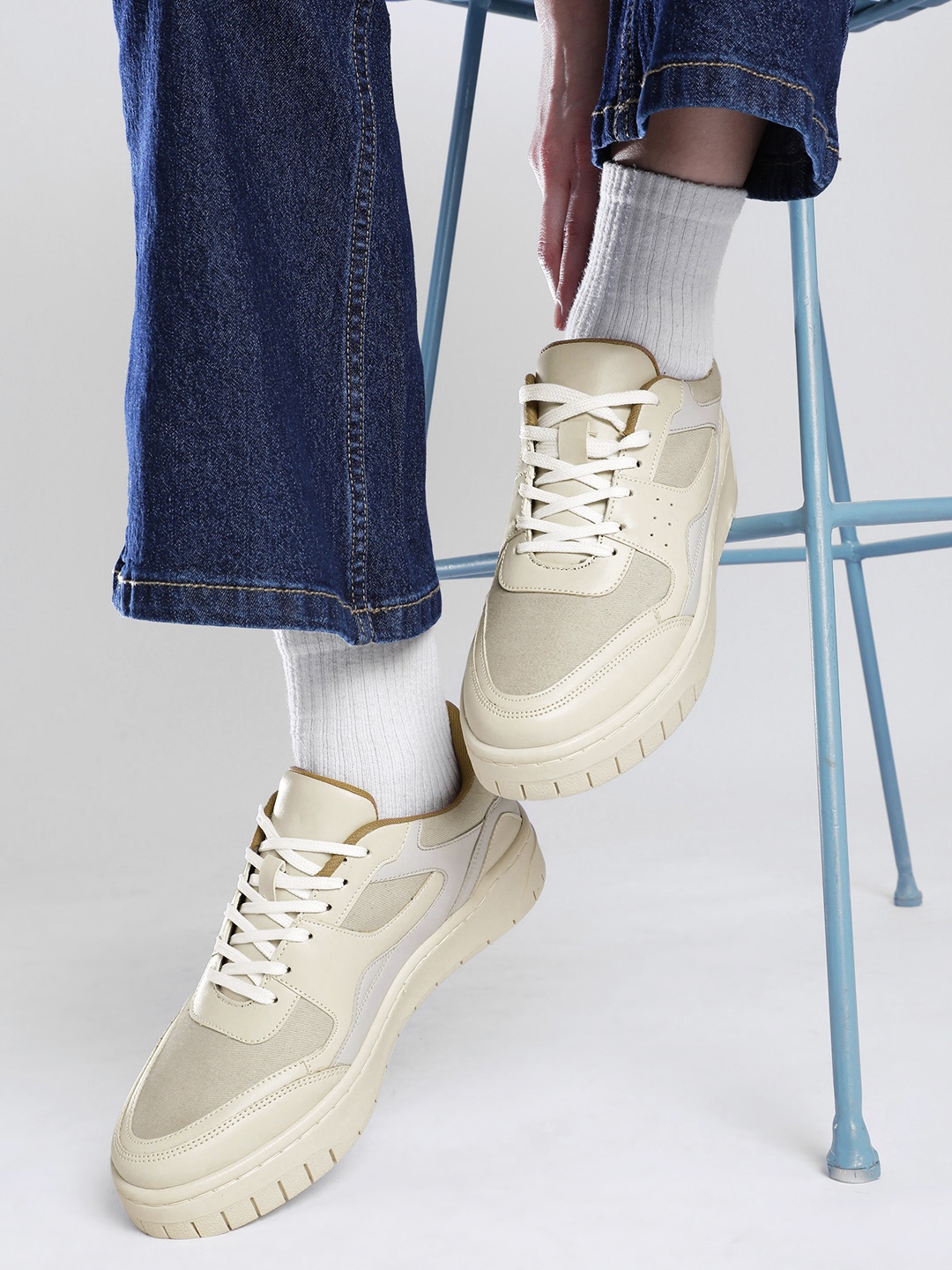

The Roadster Life Co. Women Colourblocked Sneakers, Beige