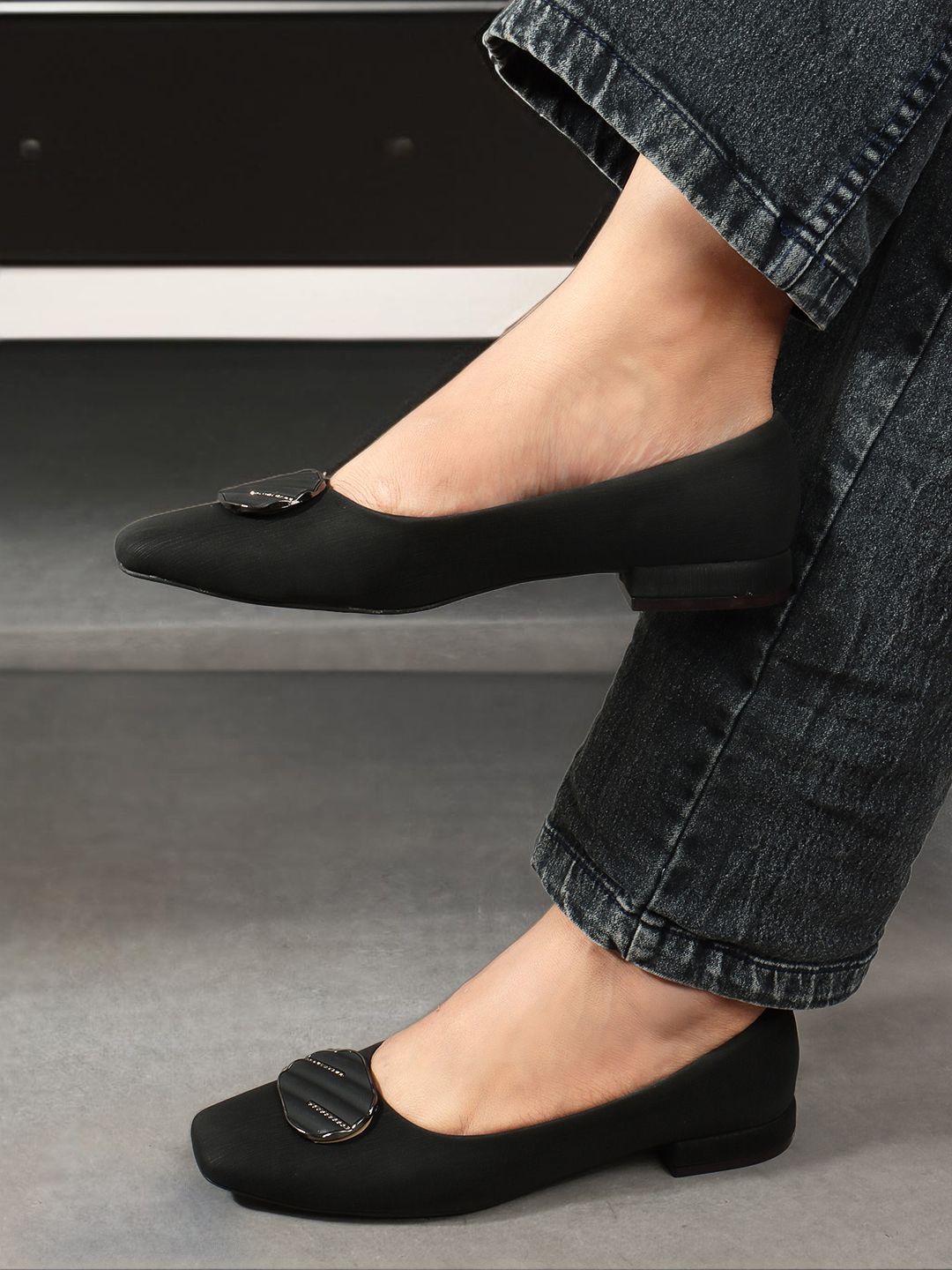 

Lavie Women Party Ballerinas Flats, Black