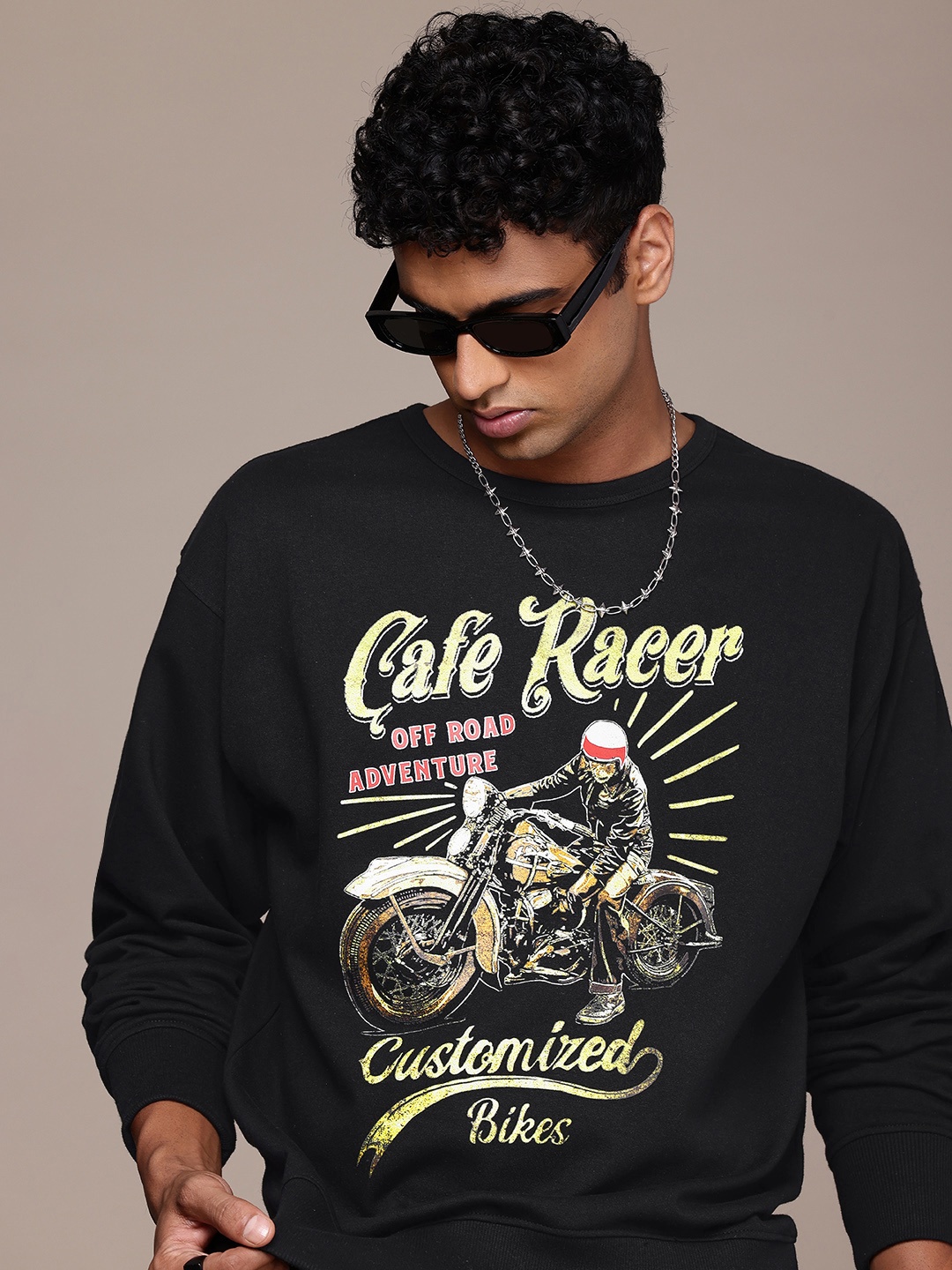 

The Roadster Lifestyle Co. Men Printed Relaxed Fit Sweatshirt, Black