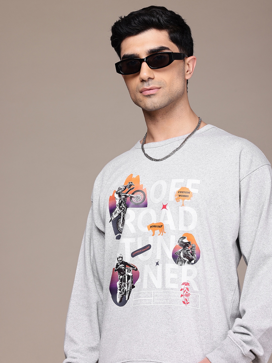 

The Roadster Lifestyle Co. Men Printed Relaxed Fit Sweatshirt, Grey melange