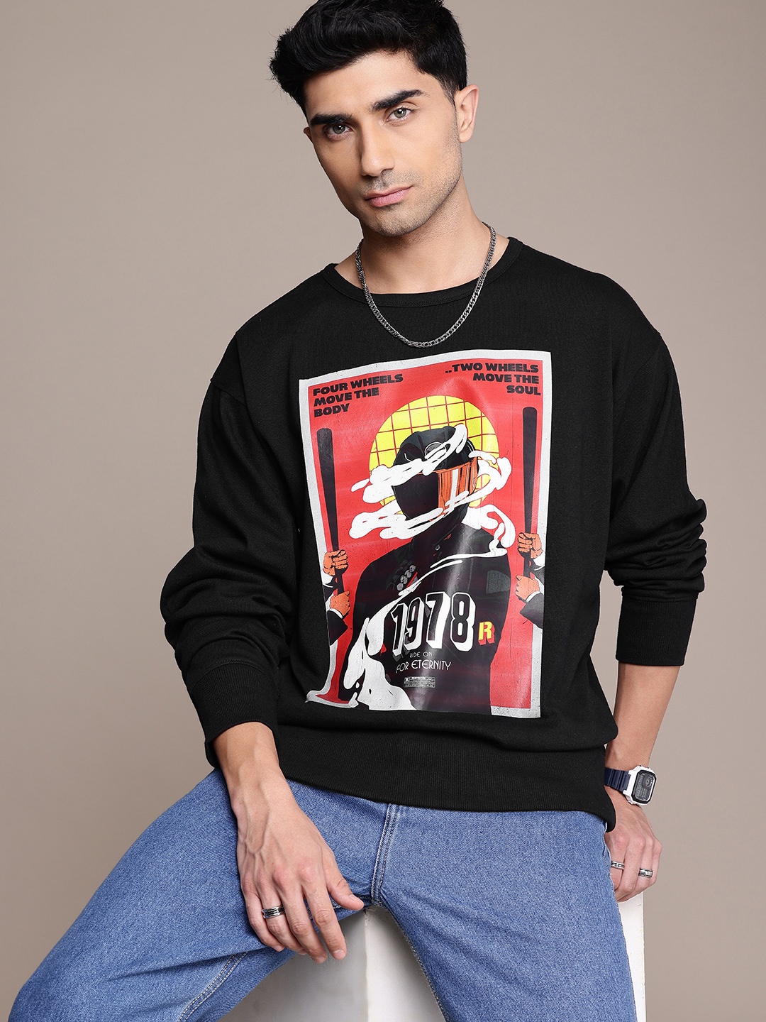 

The Roadster Lifestyle Co. Men Printed Relaxed Fit Sweatshirt, Black
