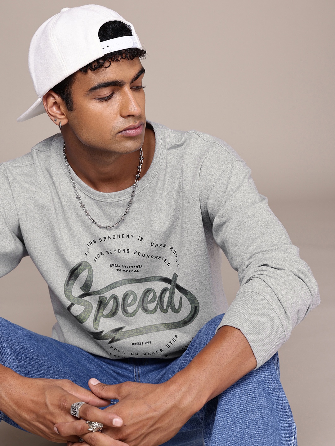 

The Roadster Lifestyle Co. Men Printed Relaxed Fit Sweatshirt, Grey melange