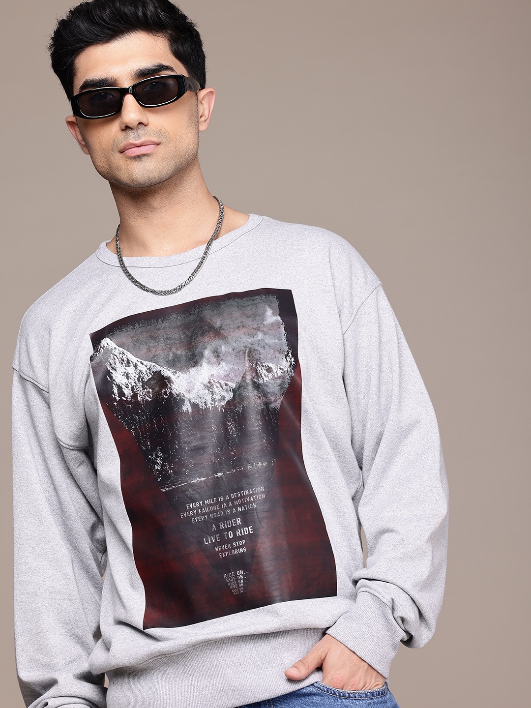 

The Roadster Lifestyle Co. Men Printed Relaxed Fit Sweatshirt, Grey melange