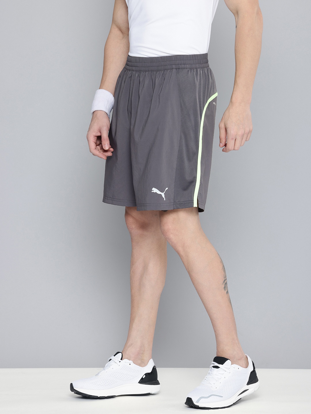 

Puma Men Fav Velocity Drycell Running 7" Sports Shorts, Grey