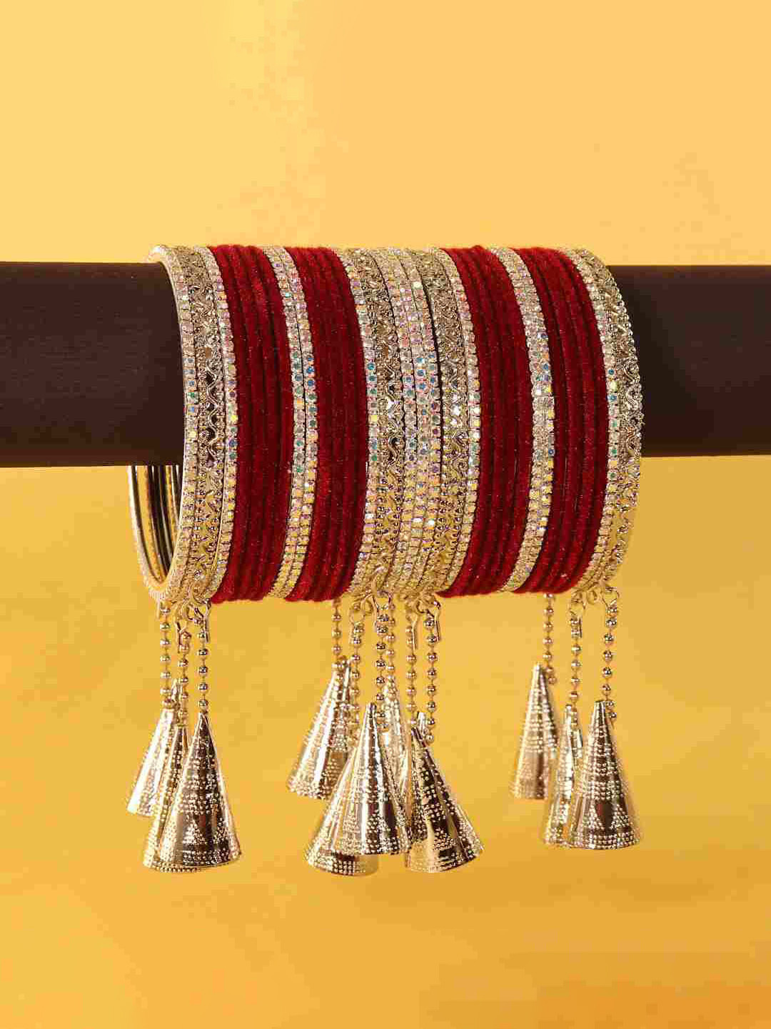 

NMII Set of 32 Velvet Bangles, Maroon