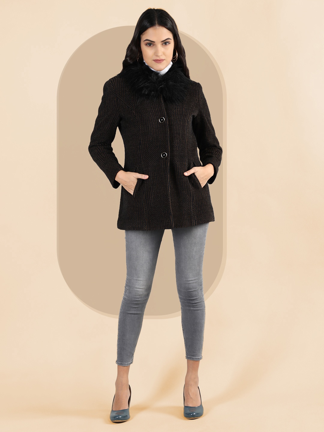 

The Roadster Lifestyle Co Women Winter Wear Fur Collar Coat, Coffee brown