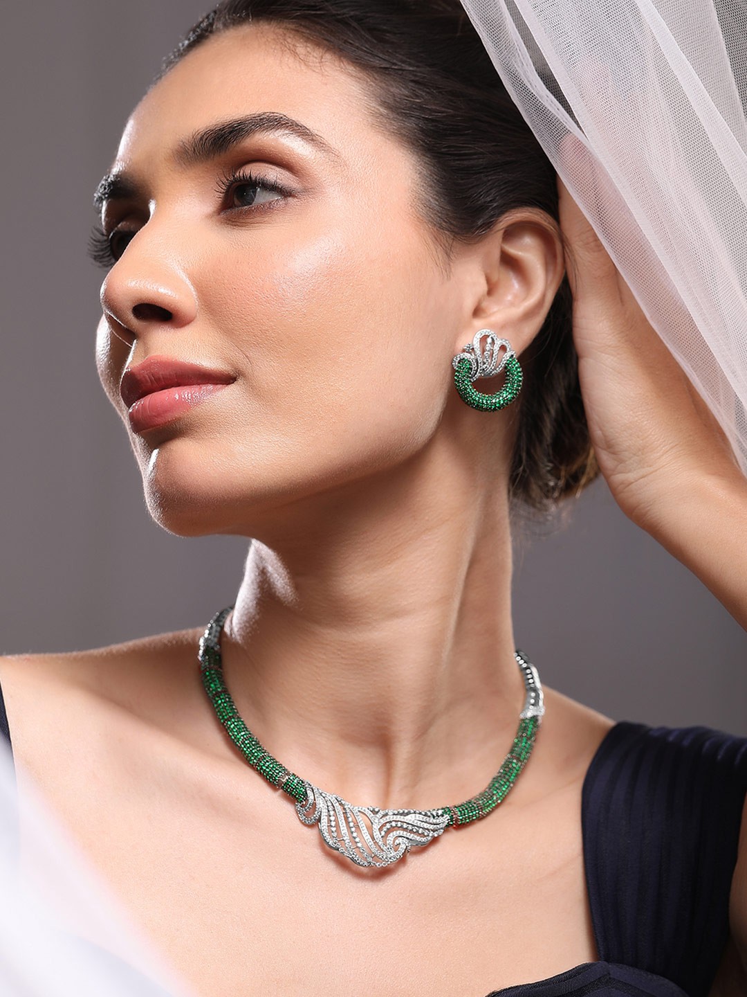 

Rubans Silver-Plated Emerald Green & AAA Cubic Zicronia Statement Artistic Necklace Set