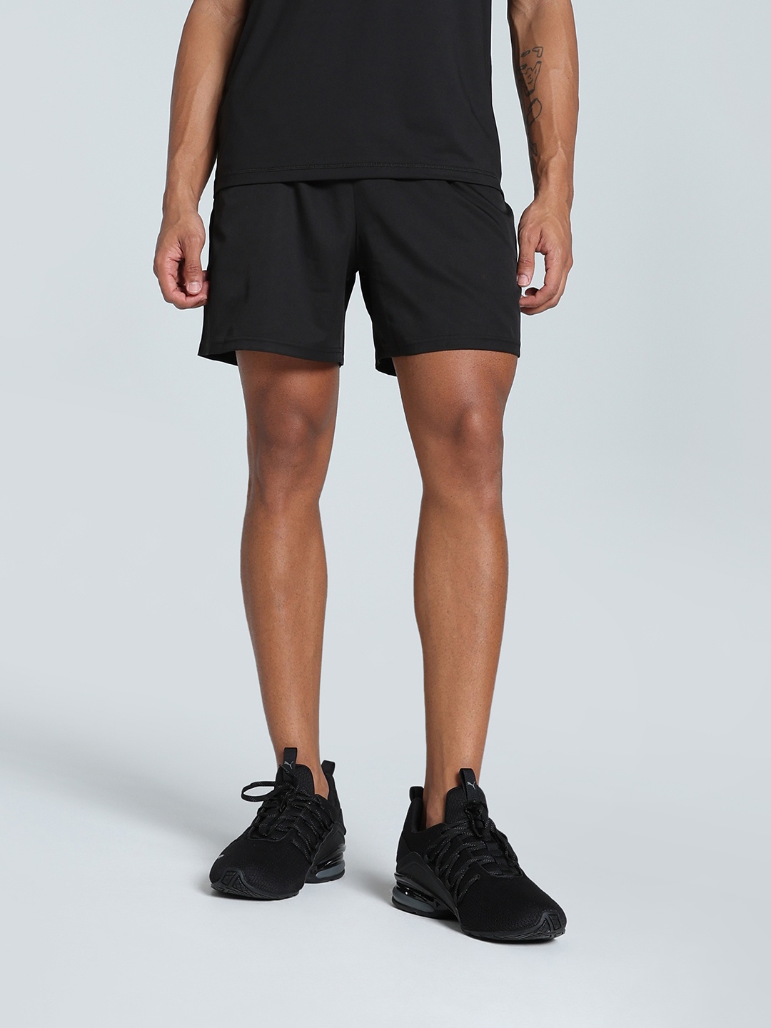 

Puma PERFORMANCE WOVEN 5" Training Shorts, Black