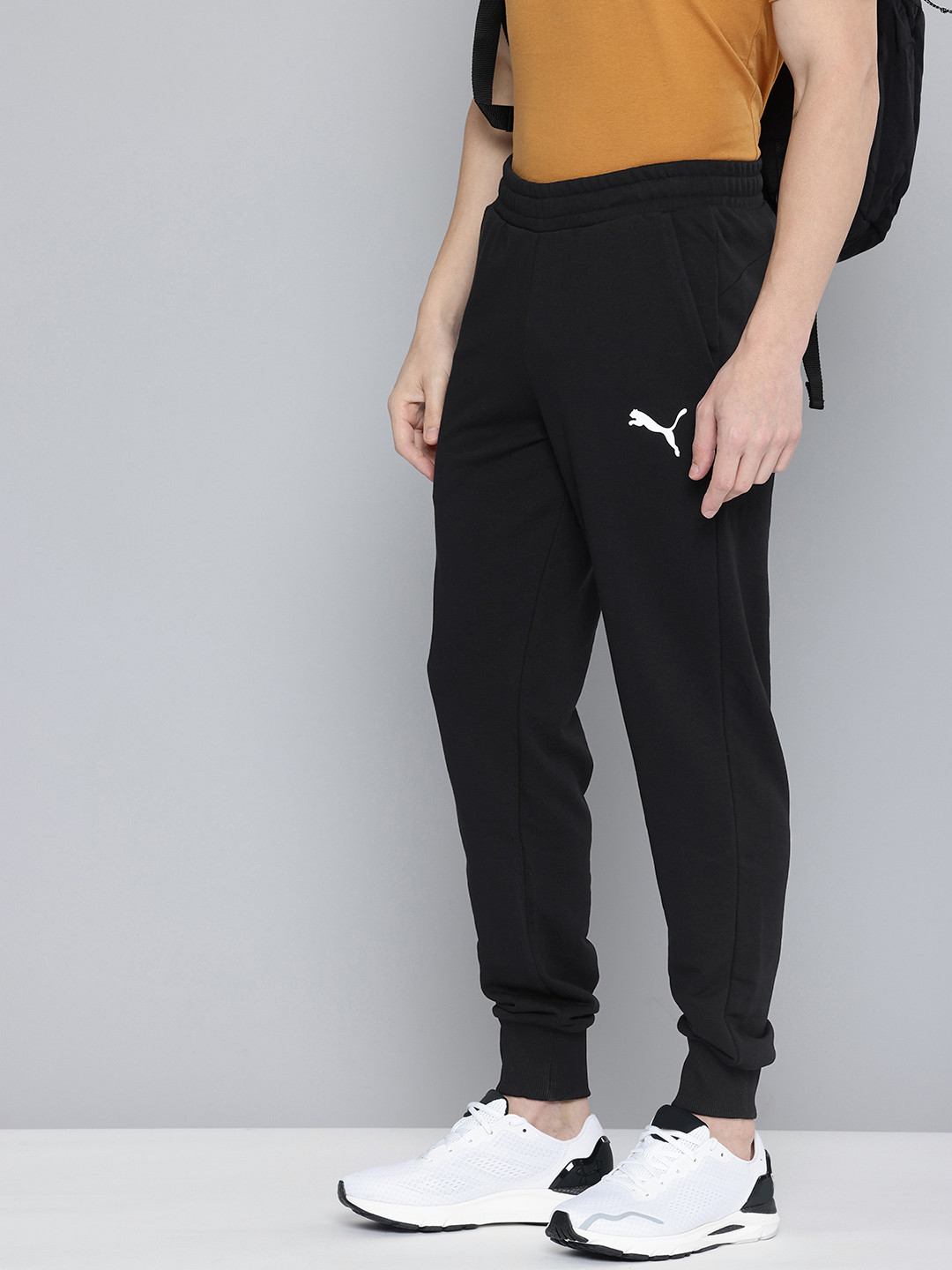 

Puma Men ESS Logo Knitted Outdoor Joggers, Black