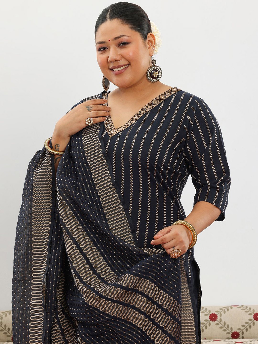 

EXTRA LOVE BY LIBAS Plus Size Striped Woven Design Straight Kurta with Salwar & Dupatta, Black