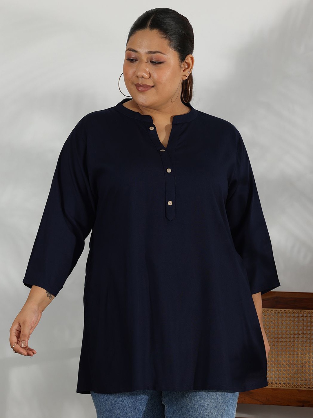 

EXTRA LOVE BY LIBAS Plus Size Mandarin Collar Tunic, Navy blue