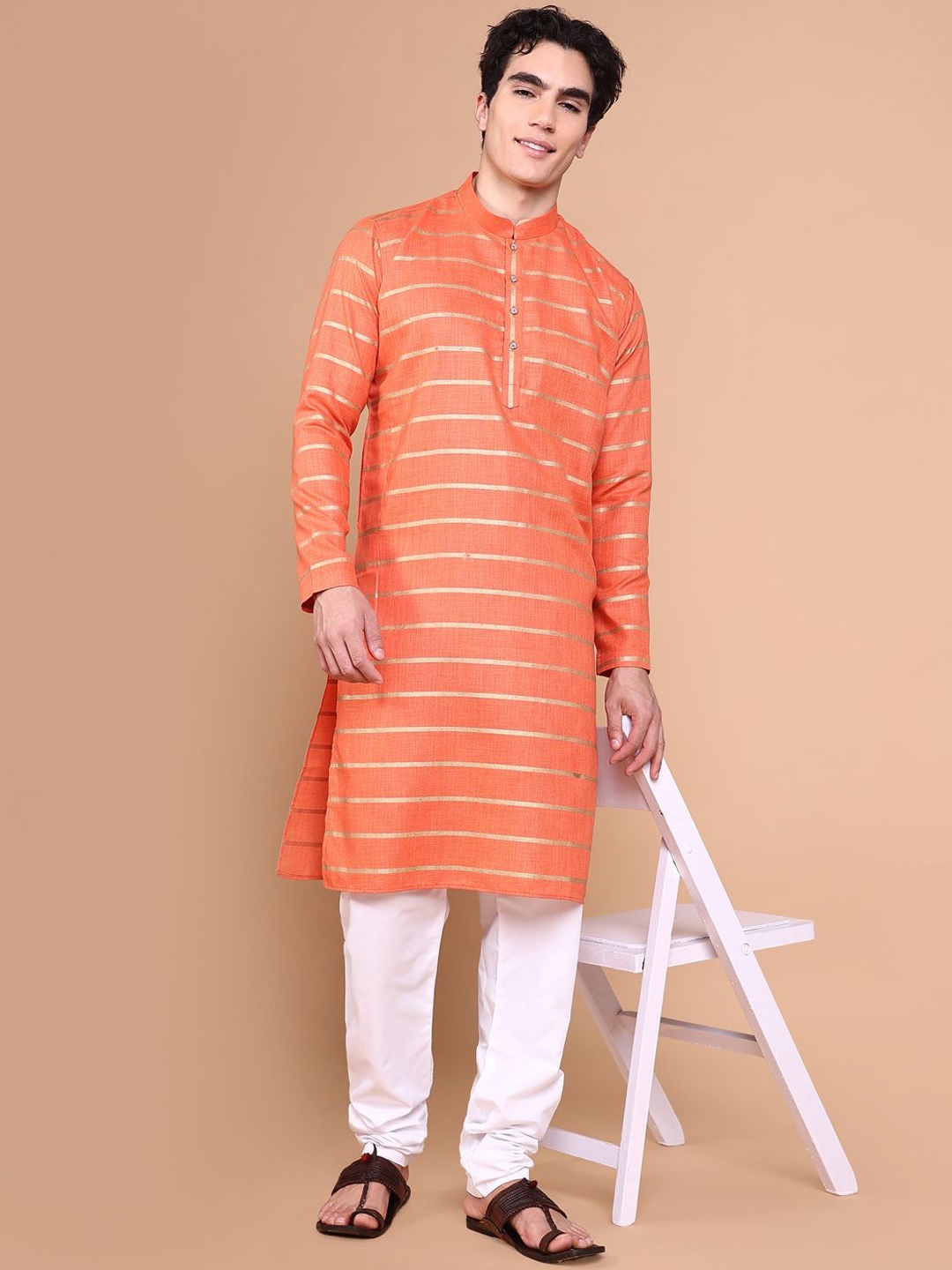 

SHOWOFF Striped Mandarin Collar Long Sleeves Regular Straight Kurta With Trouser, Orange