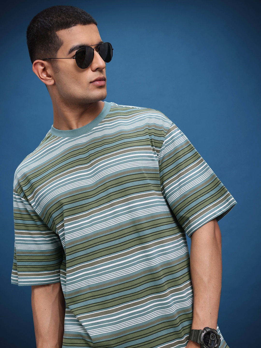 

The Roadster Life Co. Men Striped Relaxed Fit T-shirt, Green
