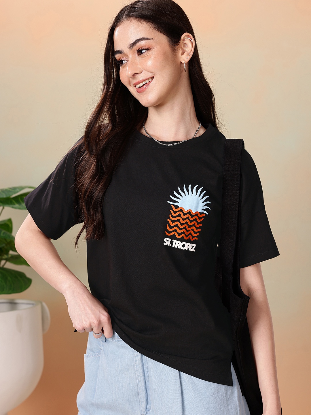 

Mast & Harbour Printed Drop-Shoulder Sleeves Pure Cotton T-shirt, Black