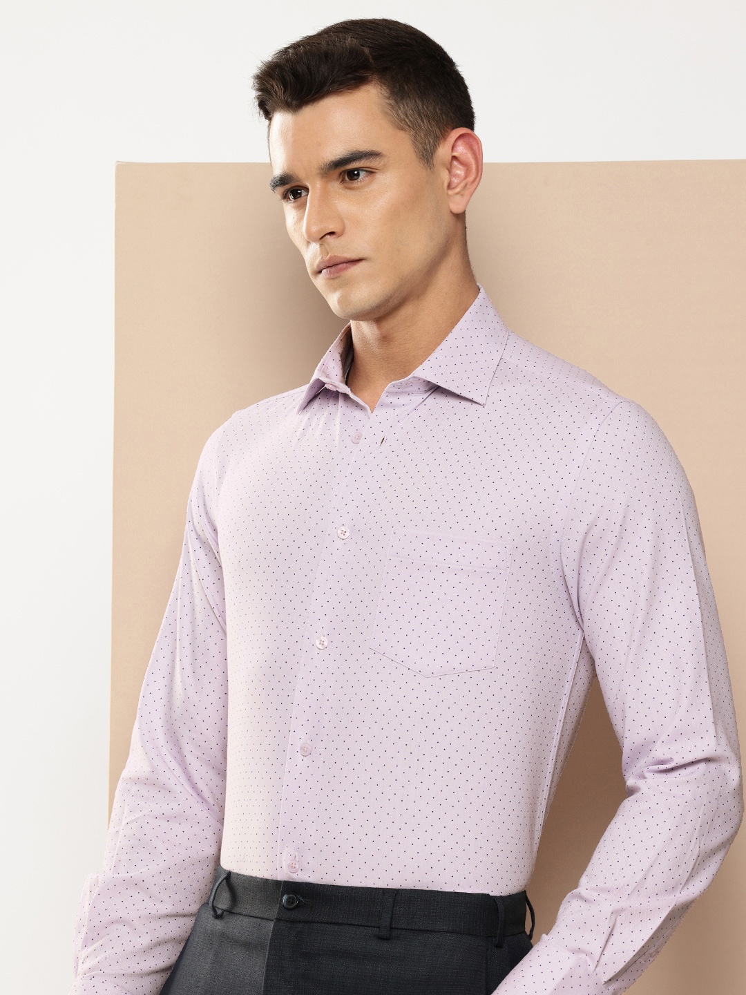 

INVICTUS Slim Fit Polka Dots Printed Textured Formal Shirt, Lavender