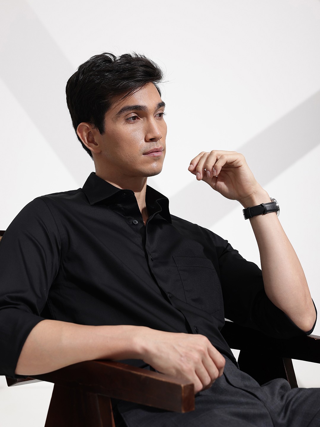 

INVICTUS Urban Slim Fit Opaque Pure Cotton Formal Shirt, Black