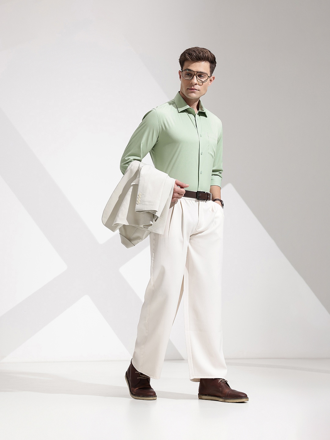 

INVICTUS Slim Fit Formal Shirt, Green