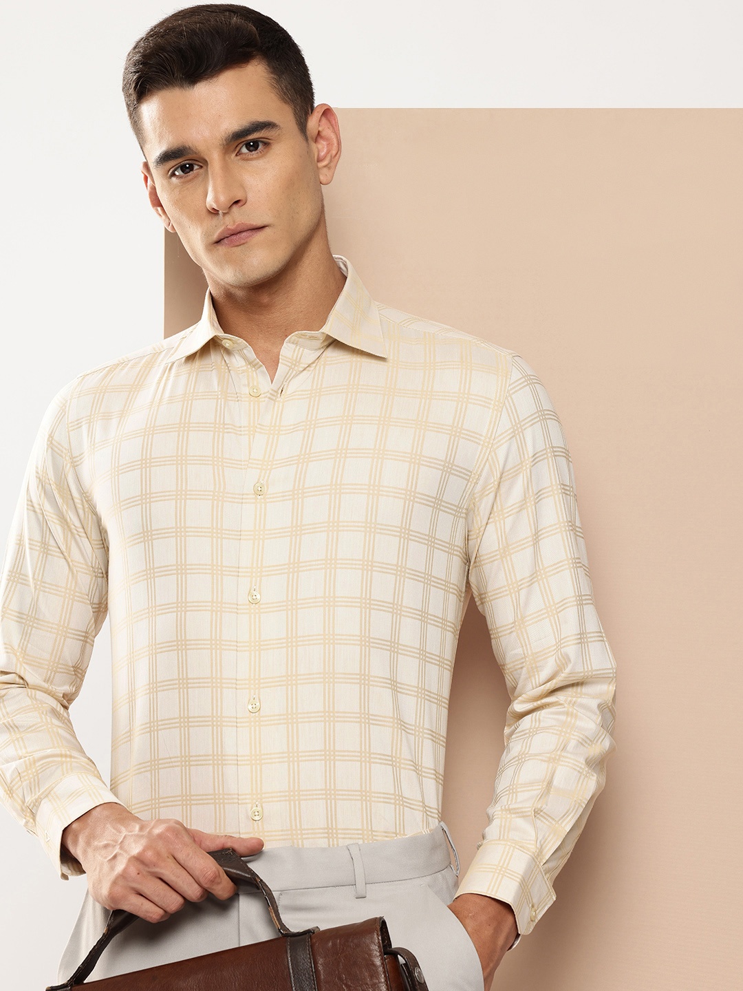 

INVICTUS Slim Fit Opaque Checked Pure Cotton Formal Shirt, Beige