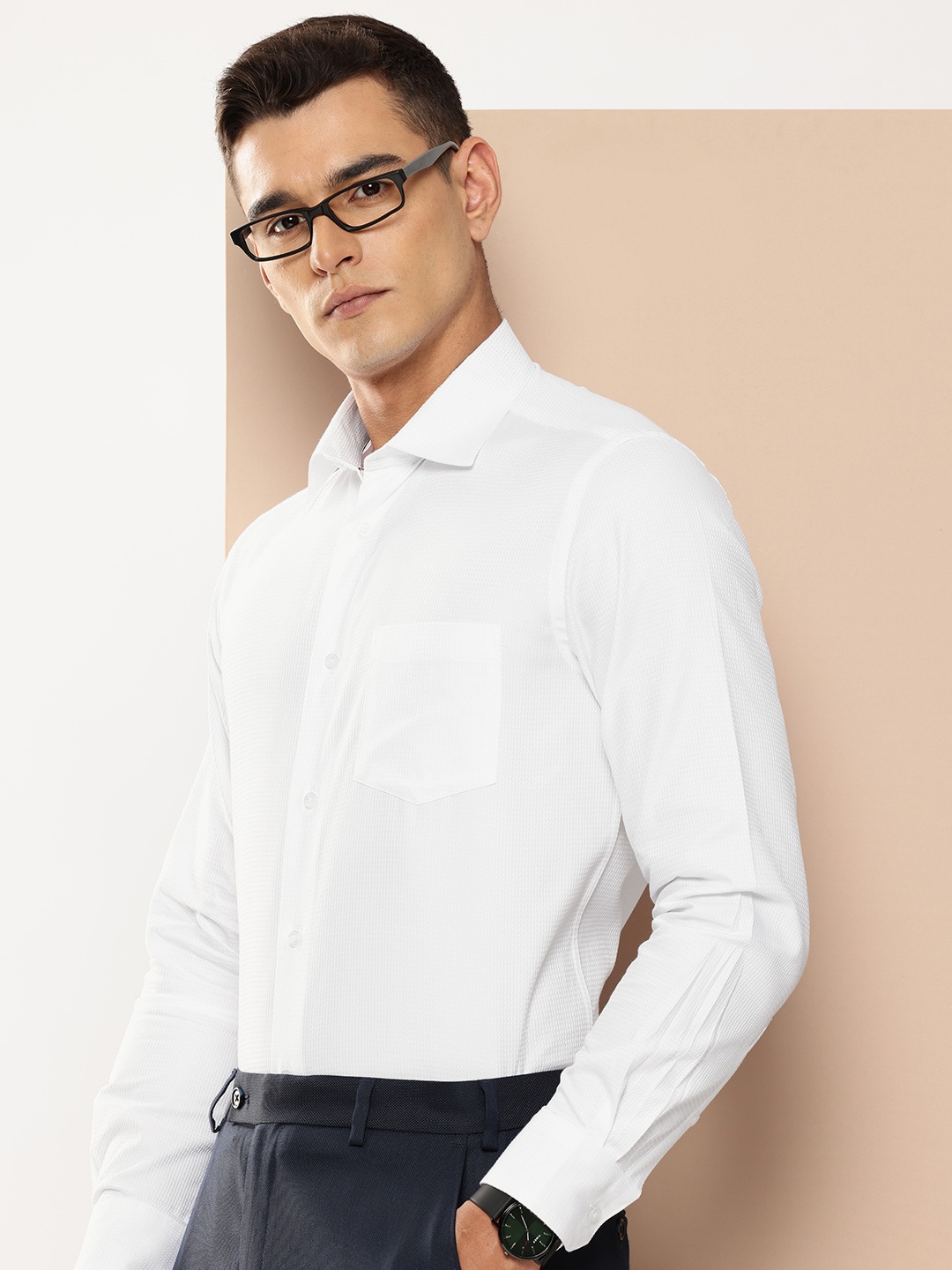 

INVICTUS Pure Cotton Self Design Slim Fit Opaque Formal Shirt, White