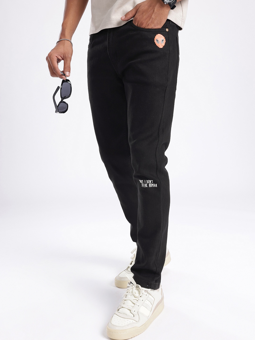 

glitchez Men Cool Vibe Skinny Fit Minimal Printed Jeans, Black