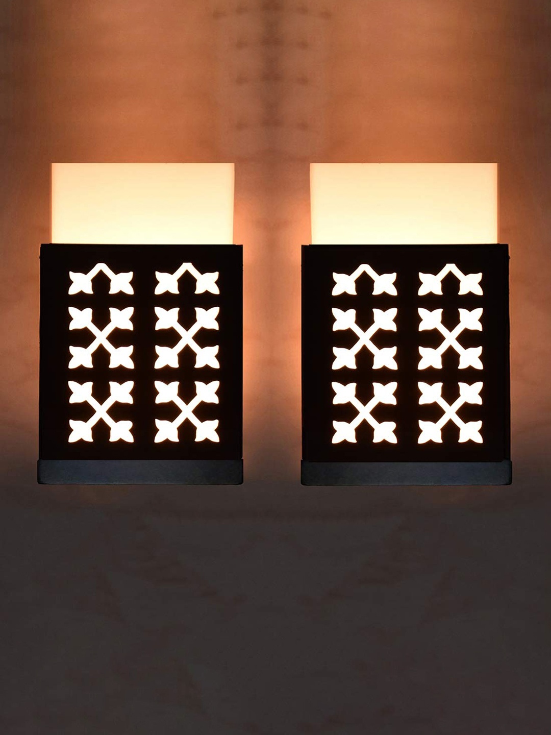 

Gojeeva Black 2 Pieces Wood Square Shaped Textured Contemporary Wall Lamp