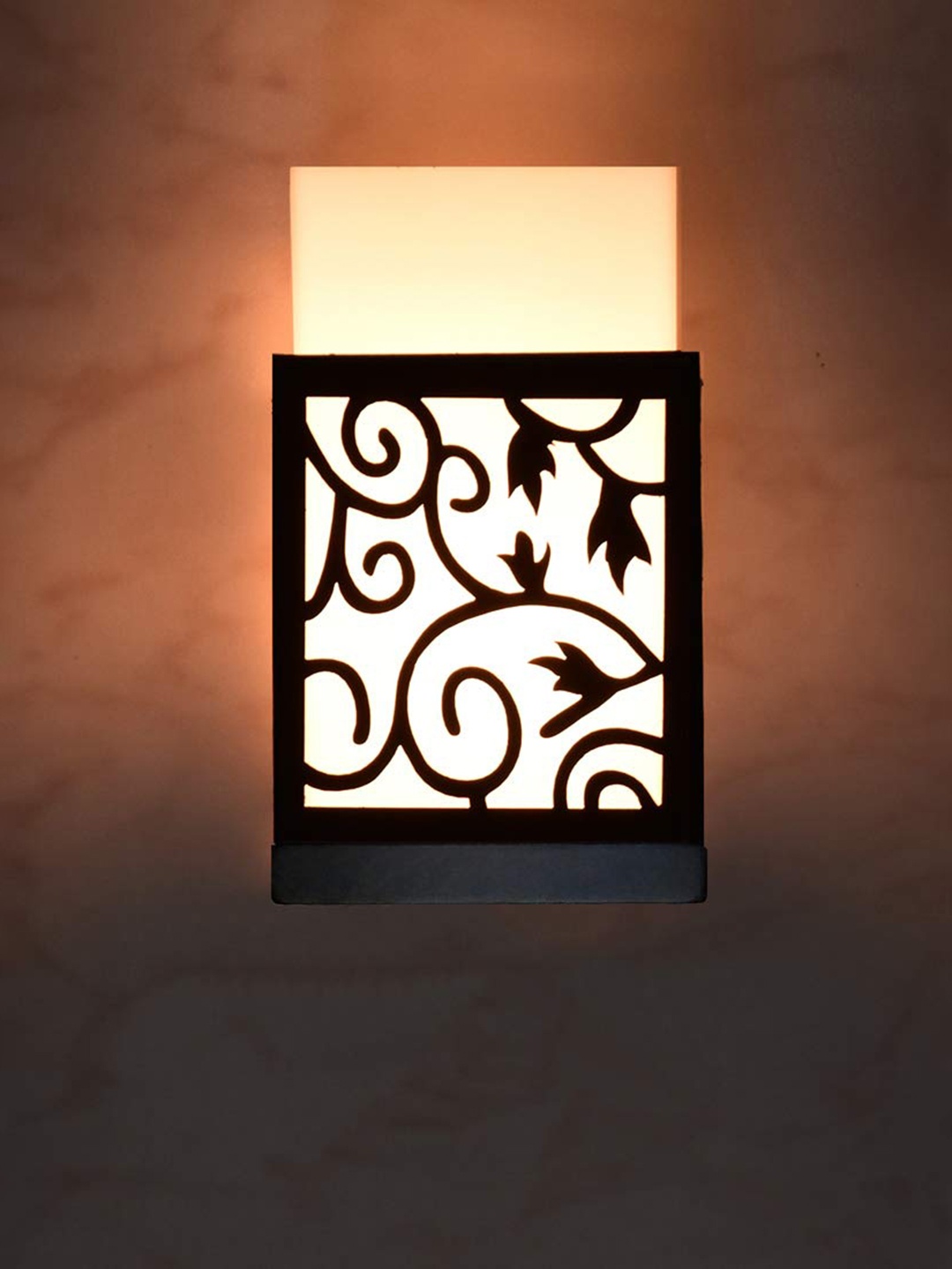

Gojeeva Black & white Textured Wooden Square Shaped Wall Lamp