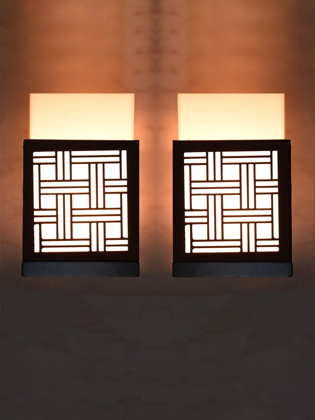 

Gojeeva Black 2 Pieces Wood Square Shaped Textured Contemporary Wall Lamp