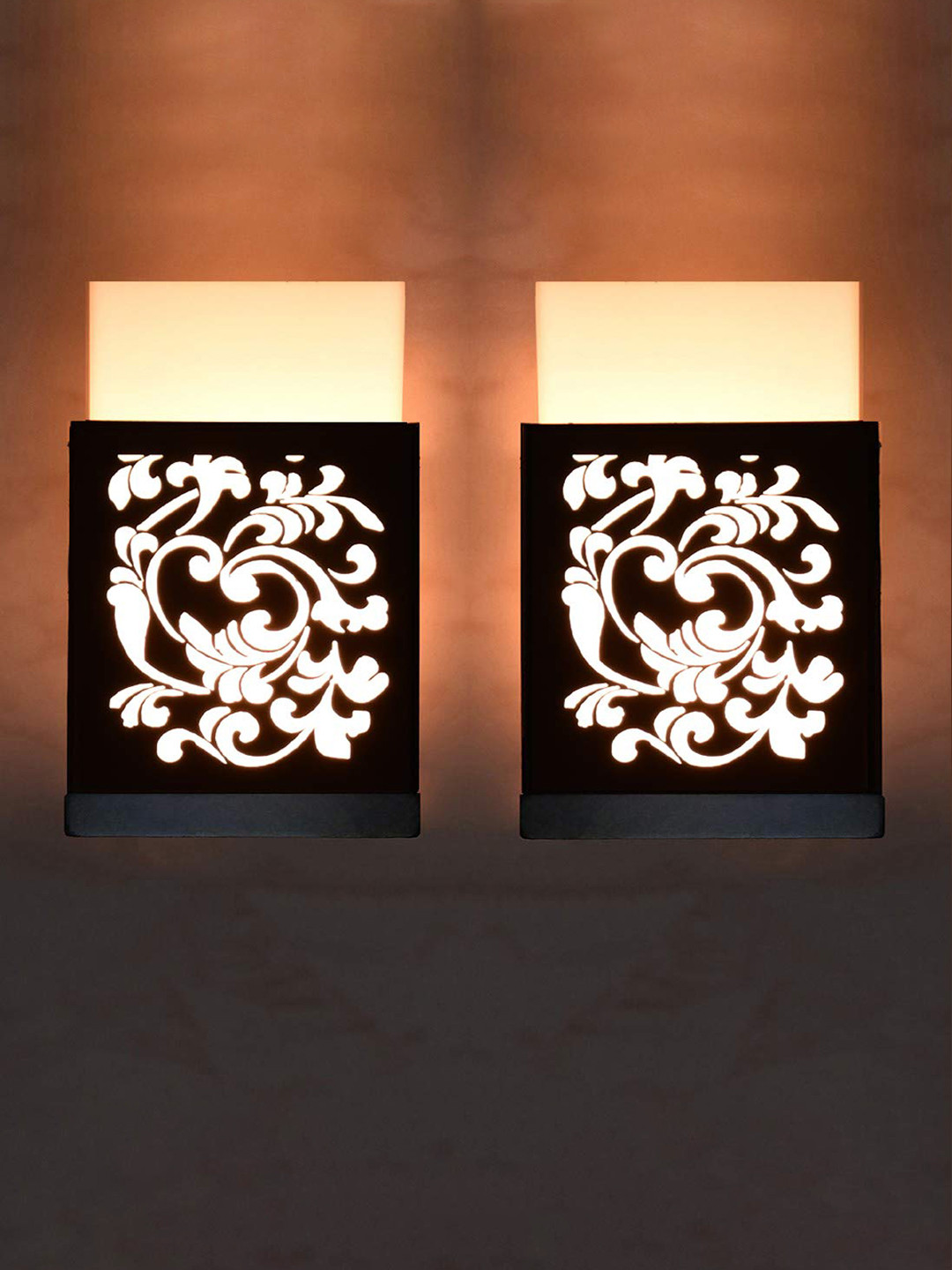 

Gojeeva Black & White 2 Pieces Textured Wooden Square Shaped Wall Lamps