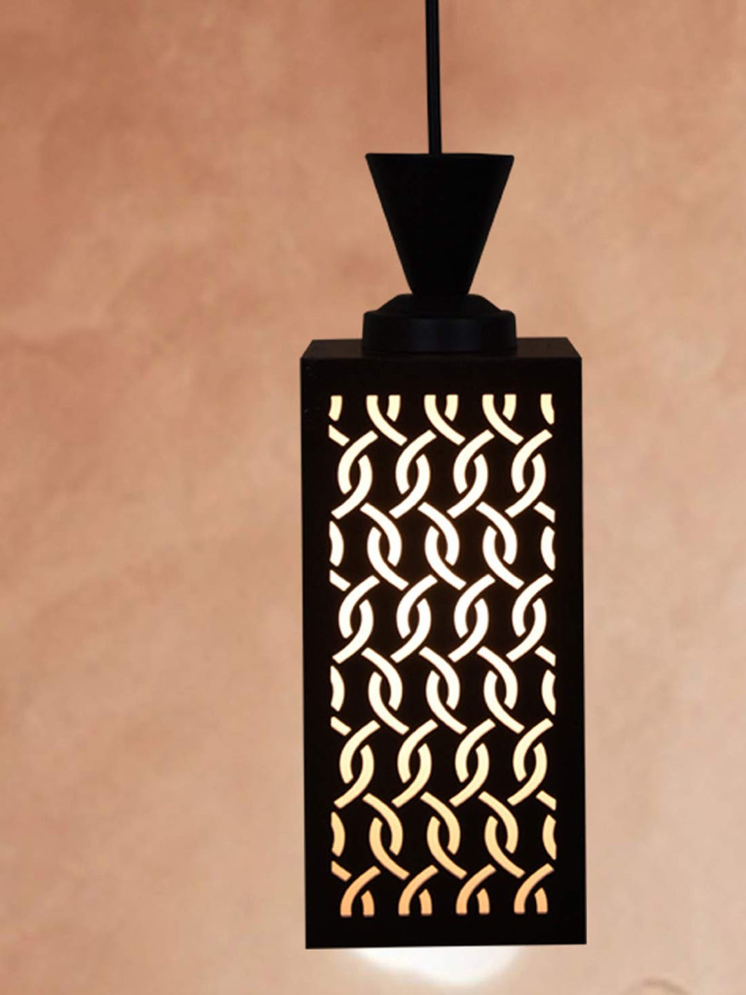 

Gojeeva Black & White Textured Wooden Square Shaped Wall Lamp