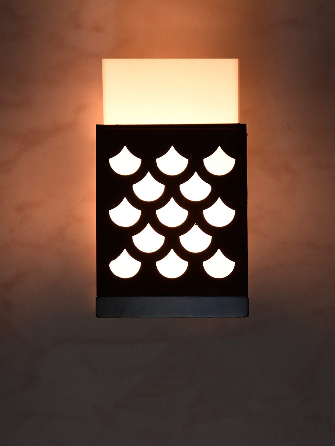 

Gojeeva Black Wooden Square Shaped Wall Lamp