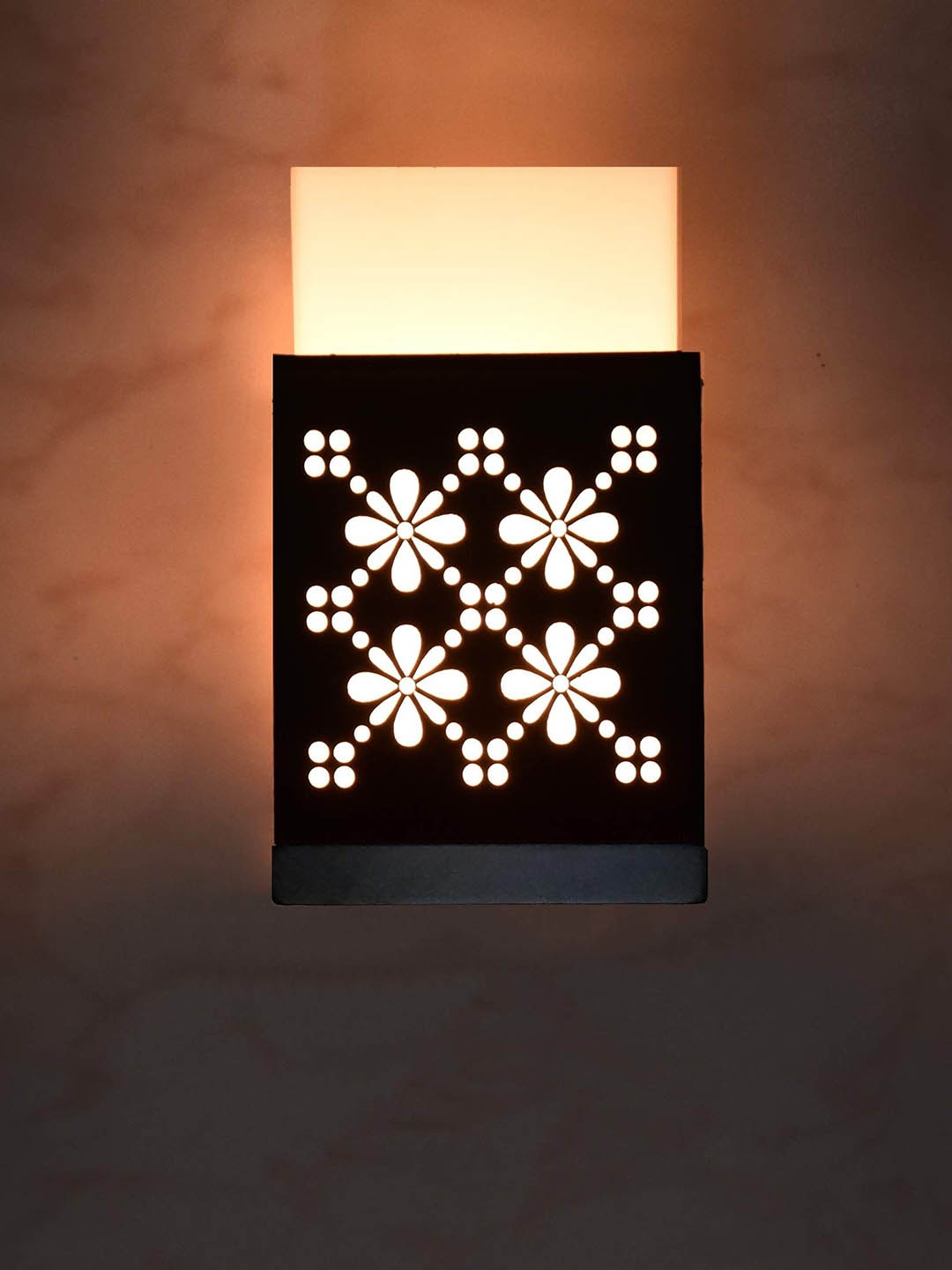 

Gojeeva Black & White Floral Textured Rectangle Shaped Wooden Wall Lamp