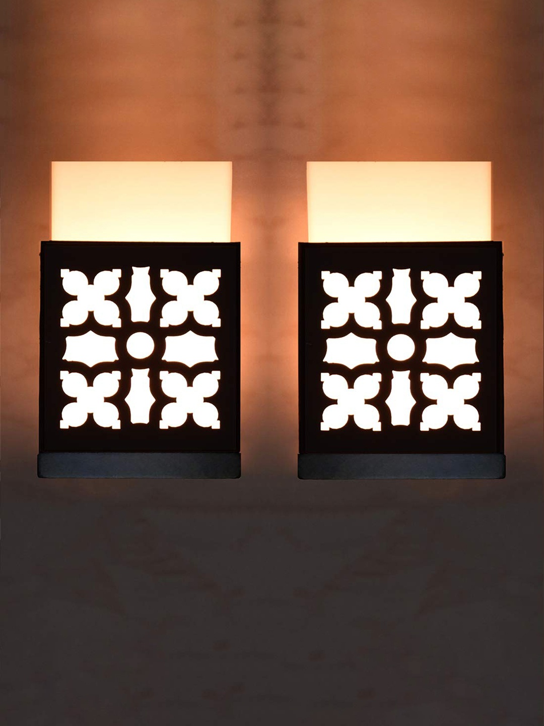 

Gojeeva Black 2 Pieces Floral Textured Rectangle Shaped Wooden Wall Lamp