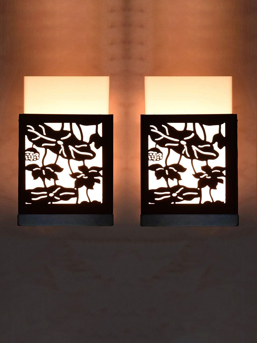 

Gojeeva Black 2 Pieces Wooden Square Shaped Wall Lamps