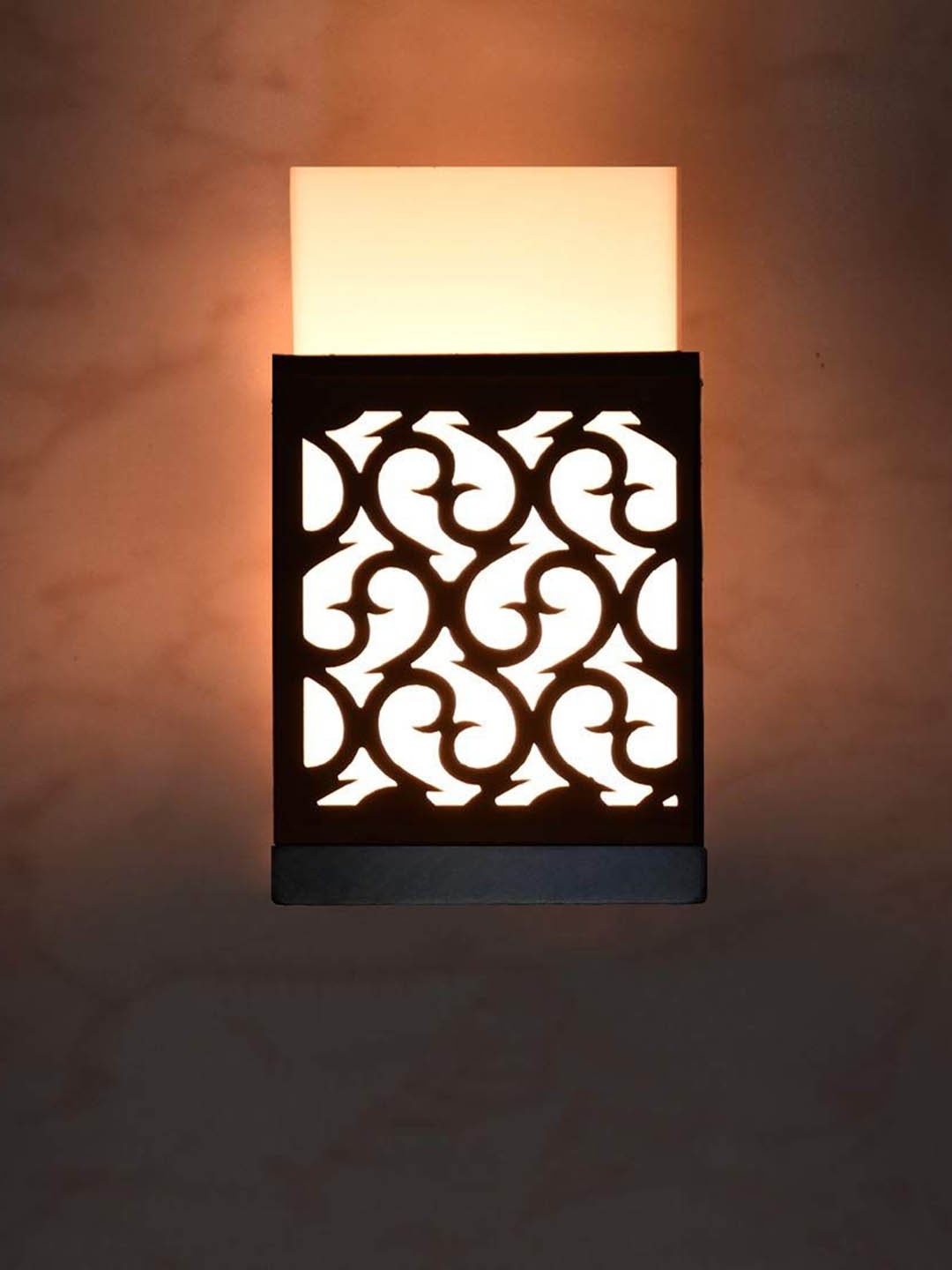 

Gojeeva Black & White Textured Wooden Square Shaped Wall Lamp