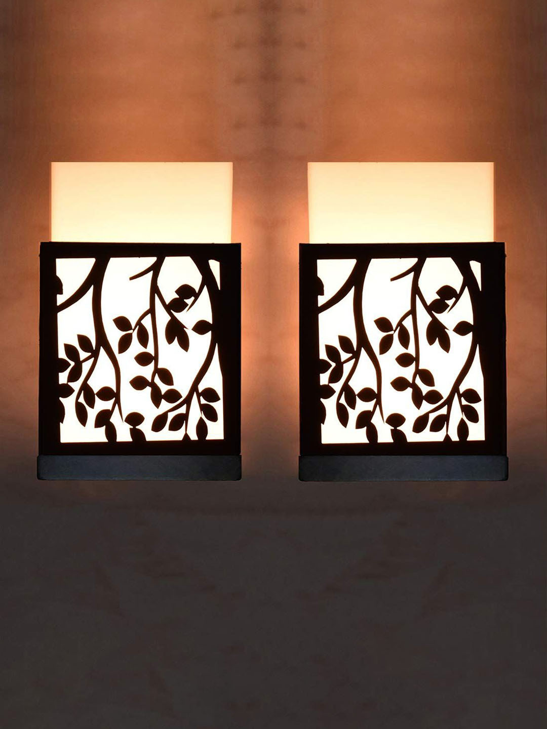 

Gojeeva Black 2 Pieces Wooden Square Shaped Wall Lamps