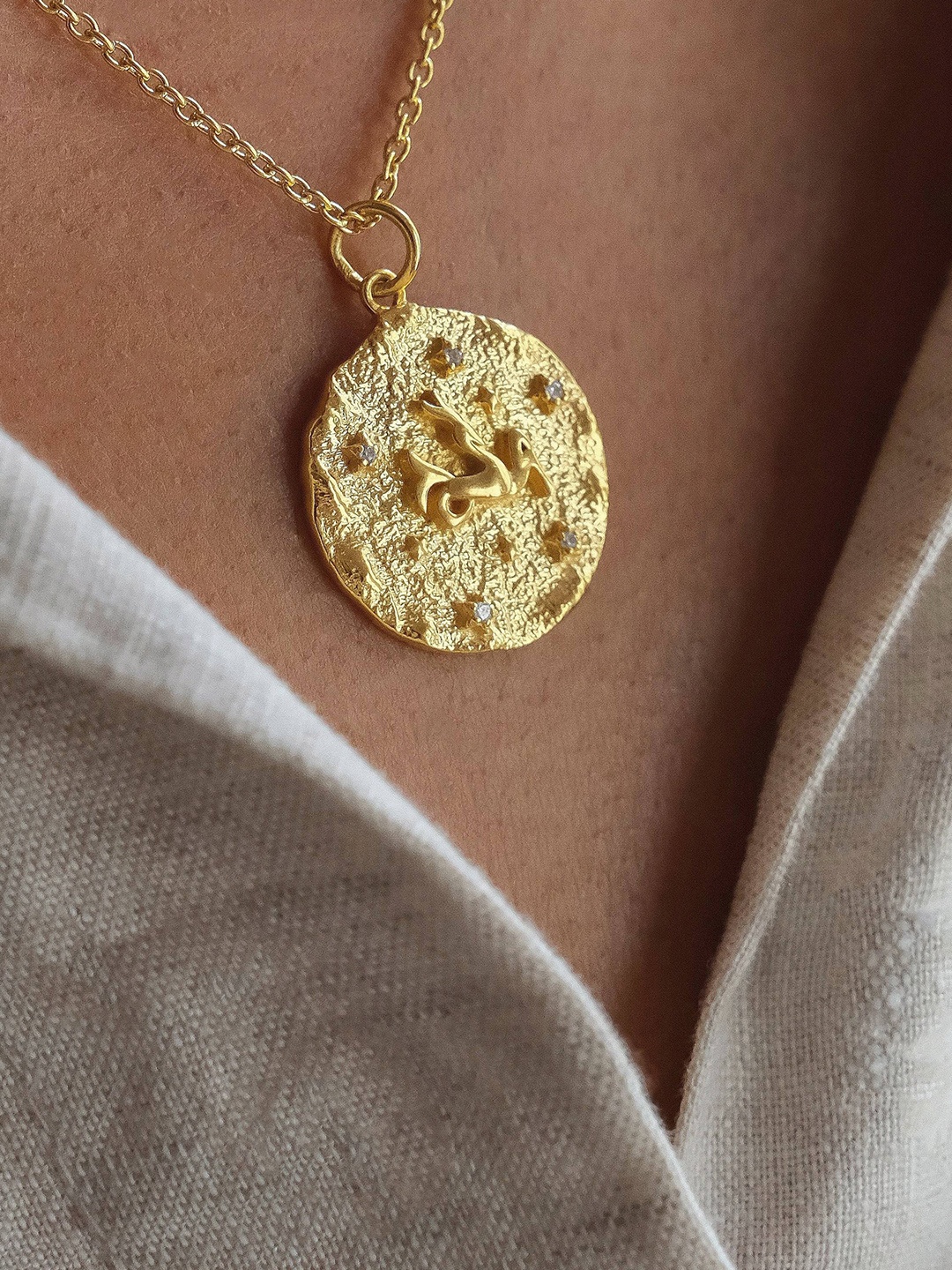 

Anushka Jain Jewellery 925 Sterling Silver Gold Plated Pendant With Chain