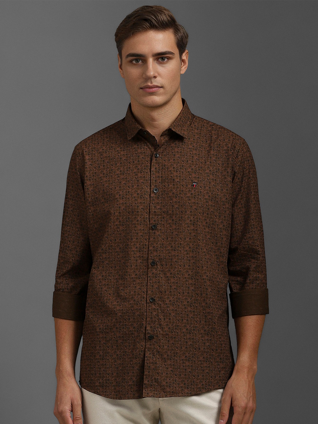 

Louis Philippe Sport Men Geometric Printed Slim Fit Opaque Casual Shirt, Brown