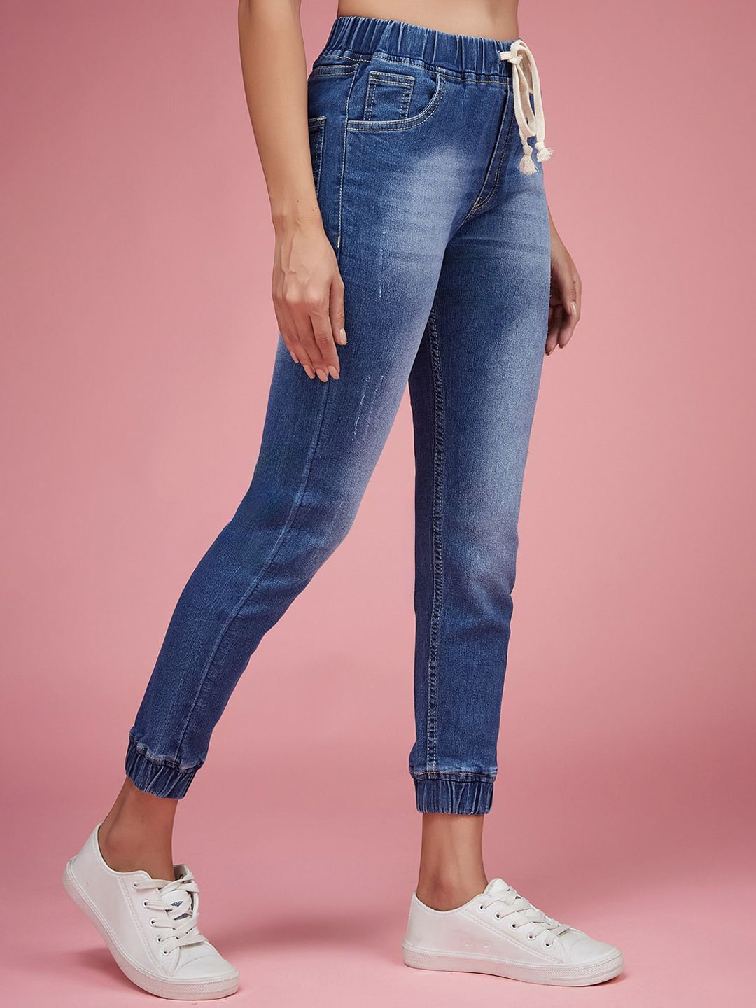 

Miss Chase Women Cotton Relaxed Fit Heavy Fade Stretchable Jeans, Navy blue