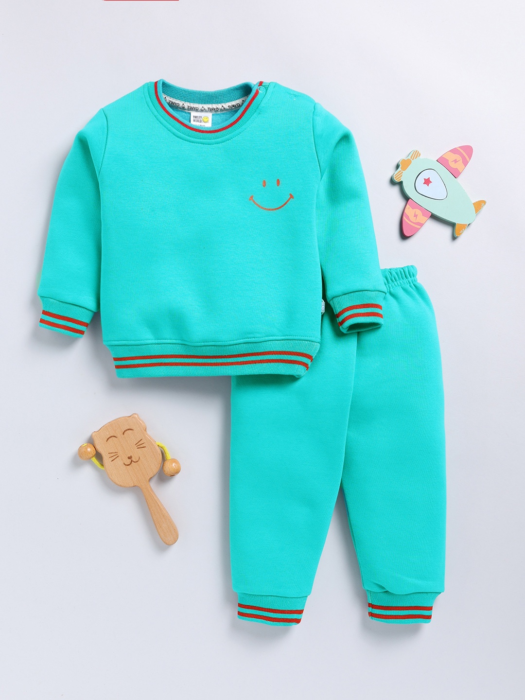 

YK X Tinyo Infants Boys Printed Sweatshirt with Joggers, Green