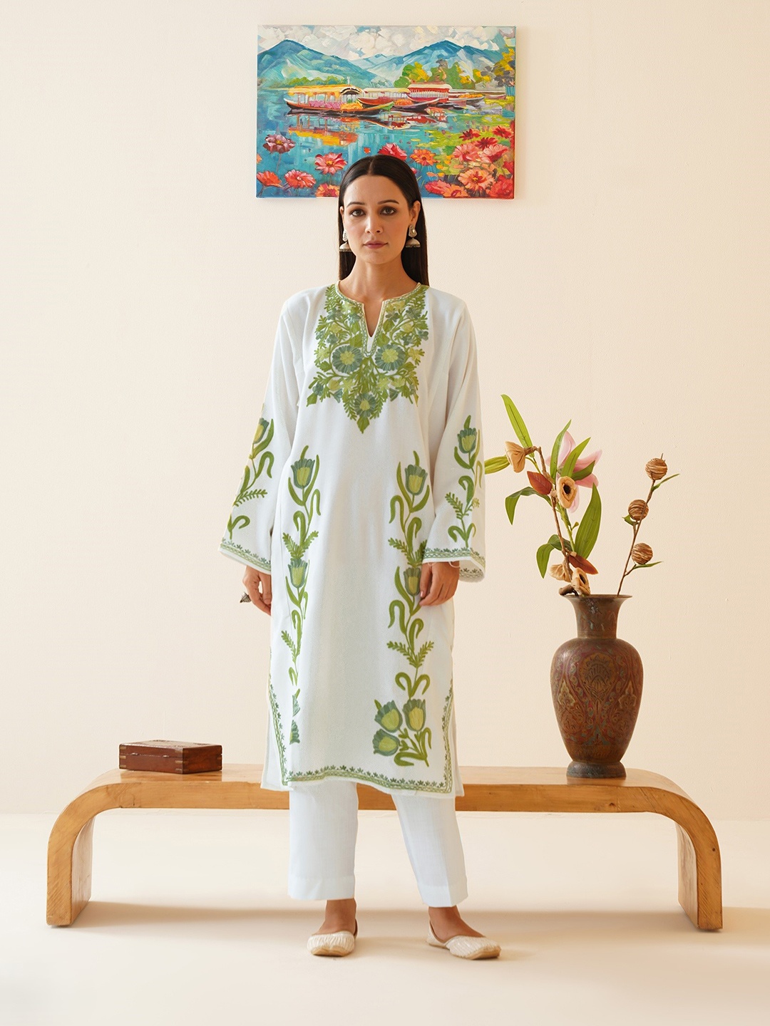 

Kashmir Box Tulip Aari Embroidered Cashmilon Winter Kashmiri Phiran, Off white