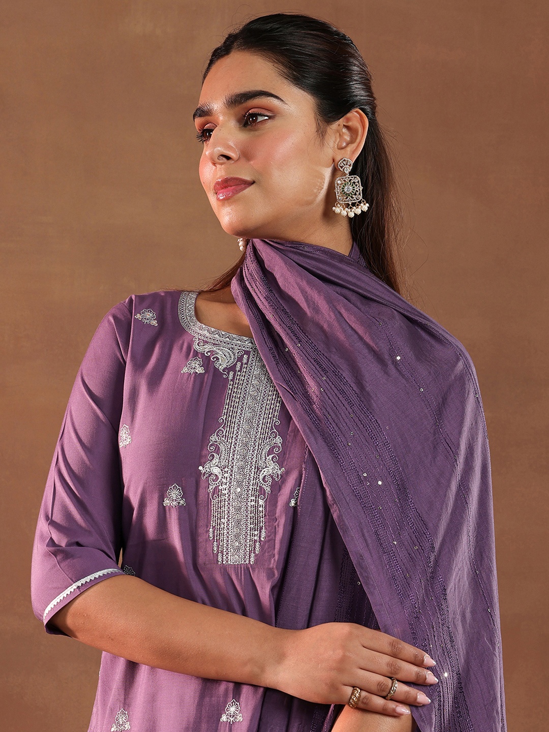 

Libas Floral Embroidered Gotta Patti Straight Kurta with Trousers & Dupatta, Mauve